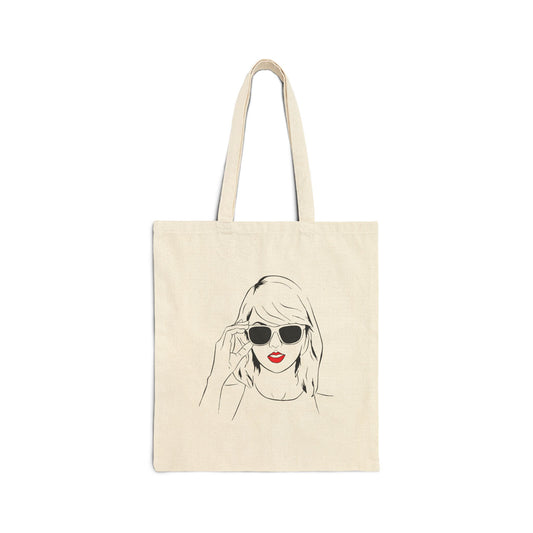 TAYLOR WITH RED LIPS - Swifties Tote Bag - Ivory (CAN PERSONALIZE) - Tammy & Friends Travel