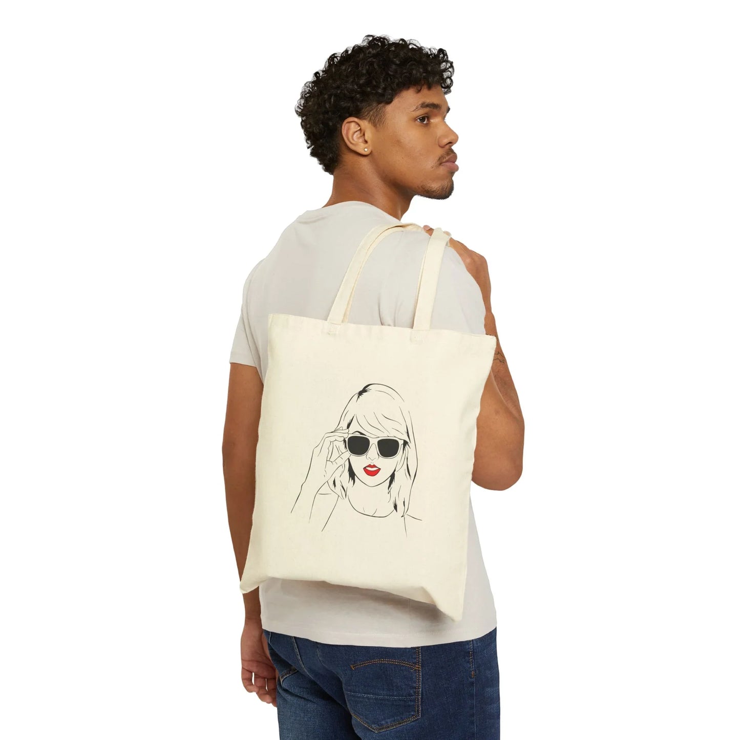 TAYLOR WITH RED LIPS - Swifties Tote Bag - Ivory (CAN PERSONALIZE) - Tammy & Friends Travel